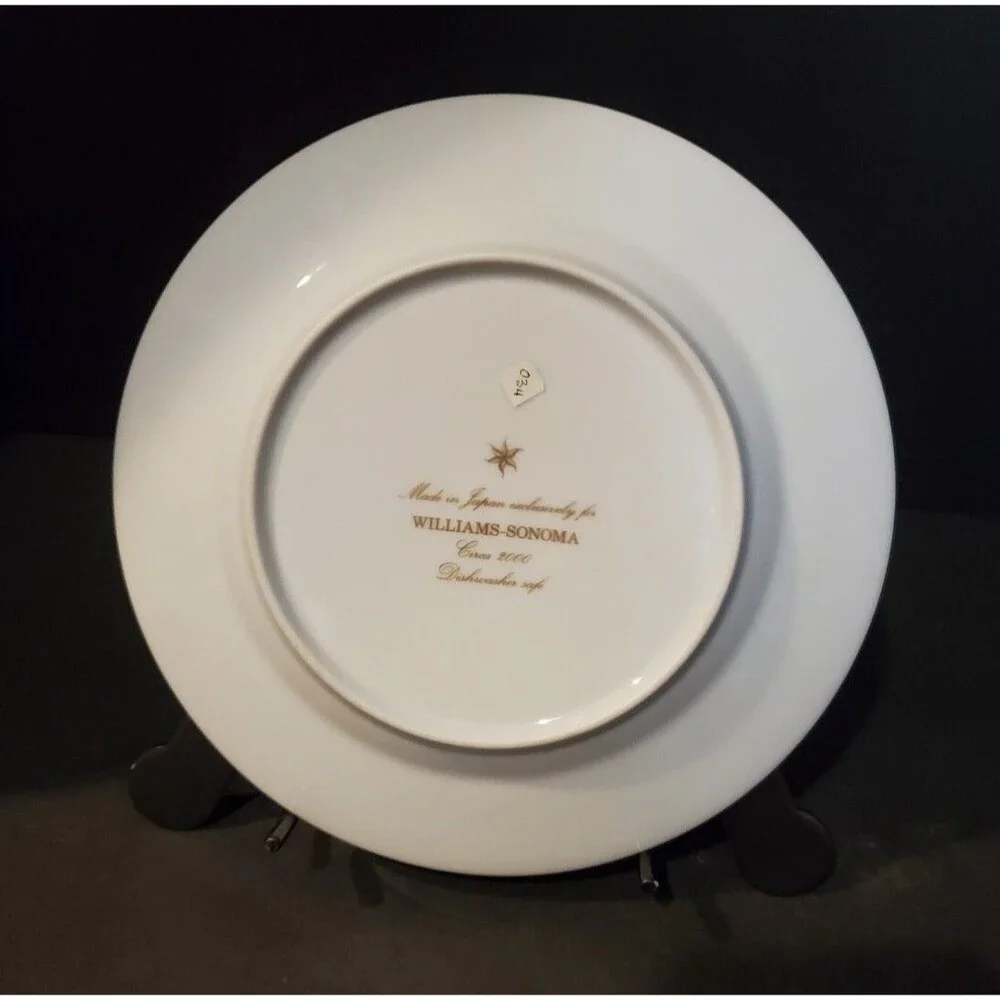 Williams Sonoma Time 2000 Millennium Dessert Plate Friends F Gold White 8.25